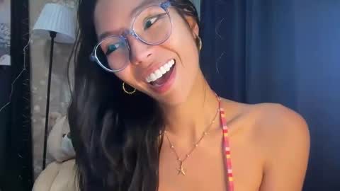 Sweet Monica online show from November 18, 2025, 9:25 am