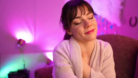 Bella Bondai online show from December 21, 2024, 12:16 pm