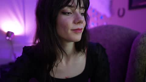 Bella Bondai online show from February 2, 2025, 3:17 pm