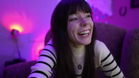 Bella Bondai online show from February 19, 2025, 6:11 am