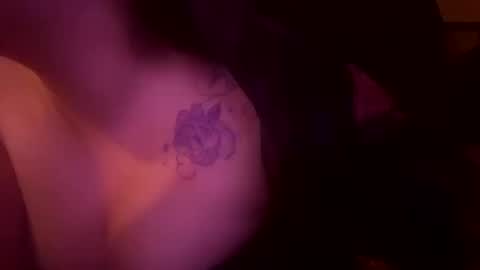 Snapshot of xocrybaby chatting on October 13, 2025, 10:37 am xocrybaby online show from October 13, 2025, 10:37 am