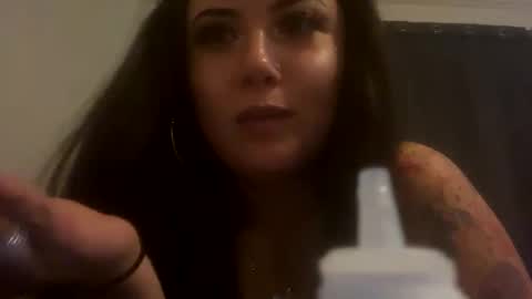 Snapshot of xocrybaby chatting on October 26, 2025, 9:10 pm xocrybaby online show from October 26, 2025, 9:10 pm