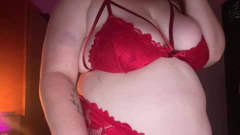 xopeachybaby online show from April 13, 2026, 7:25 am