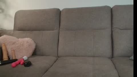 Cherry online show from October 11, 2025, 4:55 am