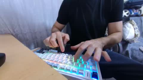 xrokettt online show from January 18, 2026, 10:24 pm