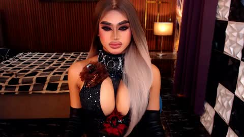 Snapshot of xscarlletegrey chatting on June 5, 2026, 1:23 am xscarlletegrey online show from June 5, 2026, 1:23 am
