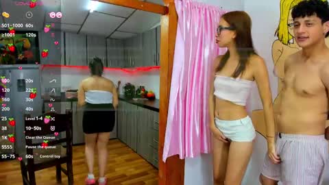 xsexys girlsx online show from March 1, 2025, 5:52 am