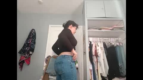 Mille online show from October 7, 2025, 11:13 pm