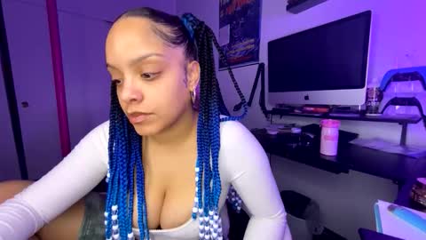 xStarGazingx online show from March 3, 2026, 5:02 am