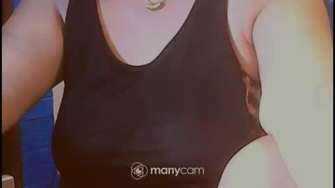 Snapshot of xsw33t_joy69x chatting on June 9, 2026, 11:55 am joy online show from June 9, 2026, 11:55 am
