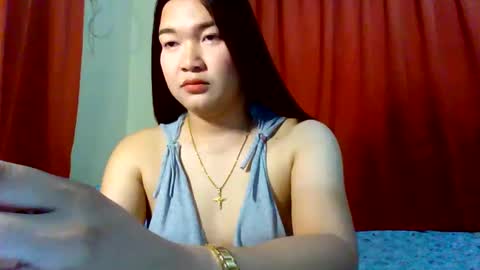 Snapshot of xsweetiemajax chatting on December 18, 2024, 2:10 am HI IM PAULINE online show from December 18, 2024, 2:10 am
