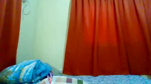 Snapshot of xsweetiemajax chatting on January 17, 2025, 2:50 am HI IM PAULINE online show from January 17, 2025, 2:50 am