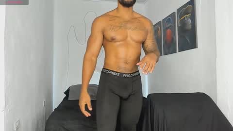 Stipp3r online show from November 7, 2025, 12:49 pm