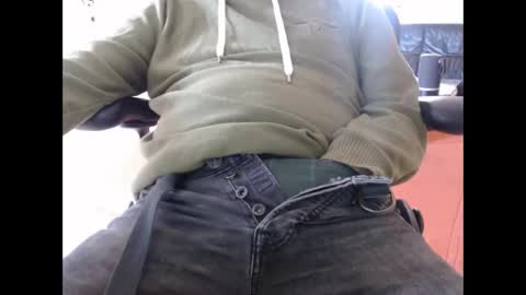 xtommix69 online show from January 16, 2026, 12:31 pm