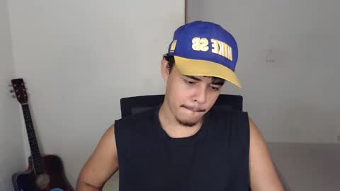 Snapshot of xtranherr chatting on November 2, 2025, 1:41 am xtranherr online show from November 2, 2025, 1:41 am