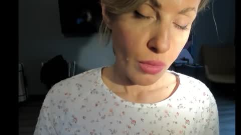 Snapshot of xvaleriax0 chatting on September 14, 2025, 12:48 pm xvaleriax0 online show from September 14, 2025, 12:48 pm