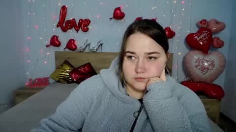 xx daniella xx online show from February 3, 2025, 7:00 pm