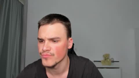 raul online show from December 16, 2025, 11:48 am