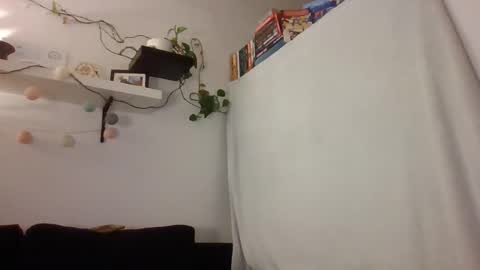 xartevil online show from March 8, 2026, 3:21 am