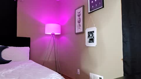 XxBADCATxX online show from January 30, 2025, 8:22 am