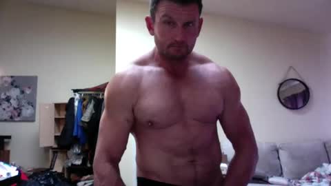 xxedgemaster101 online show from November 16, 2025, 5:40 pm