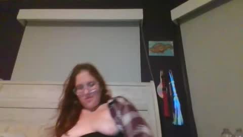 Snapshot of xxfrecklez chatting on February 1, 2026, 6:23 am xxfrecklez online show from February 1, 2026, 6:23 am