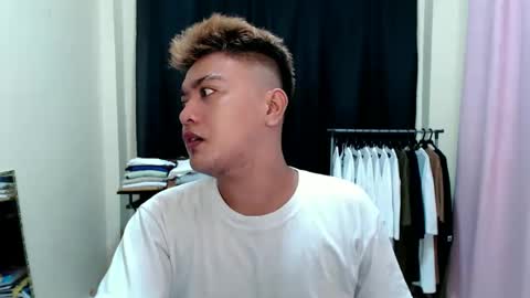 Loyd online show from November 15, 2025, 11:40 am