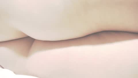 xxiisshi online show from December 23, 2025, 1:03 am