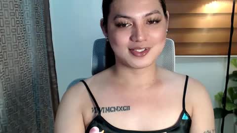 Snapshot of xxjulielovesyouxx chatting on January 4, 2025, 10:38 am July online show from January 4, 2025, 10:38 am