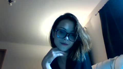 Snapshot of xxlily_monroexx chatting on September 18, 2025, 5:31 am xxlily_monroexx online show from September 18, 2025, 5:31 am