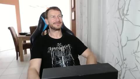 xxmettexx online show from April 25, 2026, 10:51 am