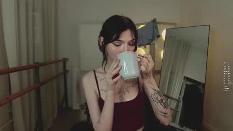 Snapshot of xxrayna chatting on November 7, 2025, 1:38 am Rayna online show from November 7, 2025, 1:38 am