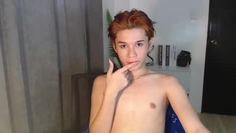 Snapshot of xxsebastian18 chatting on January 19, 2025, 4:22 am seb online show from January 19, 2025, 4:22 am