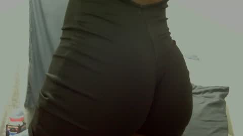 xxsexytalia28 online show from February 10, 2025, 6:24 pm