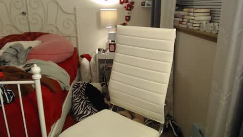 Snapshot of xxstrawberryjanexx chatting on December 9, 2024, 4:01 am Strawberry Jane online show from December 9, 2024, 4:01 am