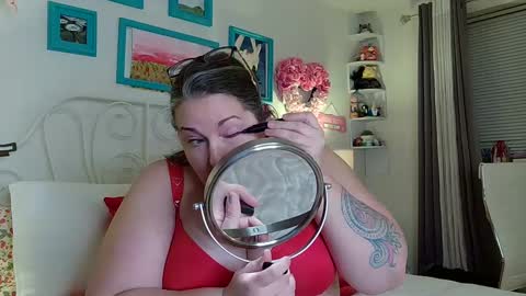 Snapshot of xxstrawberryjanexx chatting on February 7, 2025, 3:12 am Strawberry Jane online show from February 7, 2025, 3:12 am