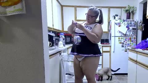 Snapshot of xxstrawberryjanexx chatting on September 25, 2025, 2:48 am Strawberry Jane online show from September 25, 2025, 2:48 am