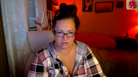 Snapshot of xxstrawberryjanexx chatting on October 9, 2025, 1:14 am Strawberry Jane online show from October 9, 2025, 1:14 am