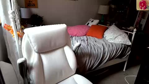 Snapshot of xxstrawberryjanexx chatting on November 4, 2025, 8:30 pm Strawberry Jane online show from November 4, 2025, 8:30 pm