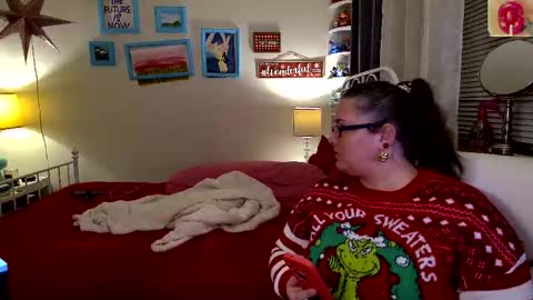 Snapshot of xxstrawberryjanexx chatting on December 4, 2025, 5:17 am Strawberry Jane online show from December 4, 2025, 5:17 am