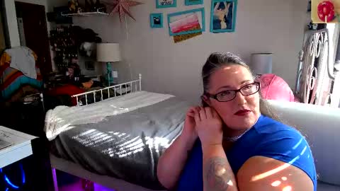 Snapshot of xxstrawberryjanexx chatting on January 15, 2026, 8:23 pm Strawberry Jane online show from January 15, 2026, 8:23 pm