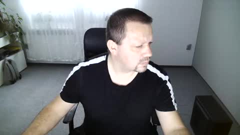 Eddi online show from December 9, 2024, 12:19 pm