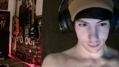 Snapshot of xxwhitefoxx chatting on March 7, 2025, 11:29 am David Fox online show from March 7, 2025, 11:29 am