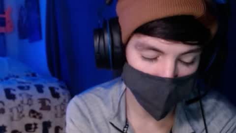 Snapshot of xxwhitefoxx chatting on October 29, 2025, 6:15 am David Fox online show from October 29, 2025, 6:15 am