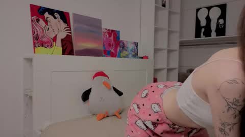 Eva online show from February 22, 2026, 4:24 am