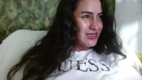 Snapshot of xxx_morena chatting on January 2, 2025, 4:09 am   LILI  online show from January 2, 2025, 4:09 am