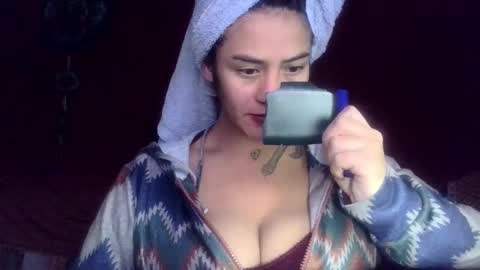   LILI  online show from January 17, 2026, 7:35 am