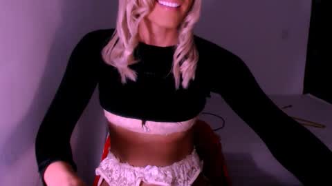 Chiara online show from November 20, 2025, 3:50 am