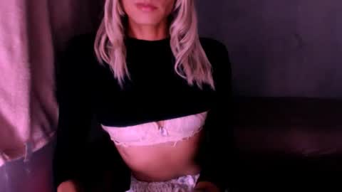 Snapshot of xxxanonymousloverxxx chatting on June 12, 2026, 3:38 am Chiara online show from June 12, 2026, 3:38 am