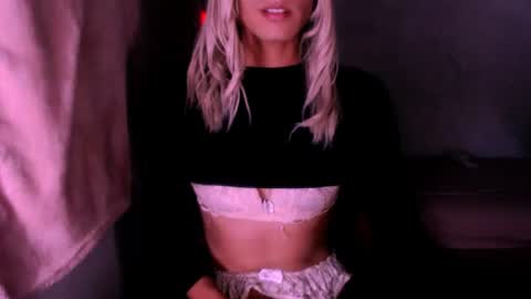 Snapshot of xxxanonymousloverxxx chatting on June 15, 2026, 3:09 am Chiara online show from June 15, 2026, 3:09 am